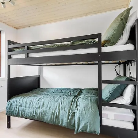 Vakantiehuis Beautiful In With Wifi Billund